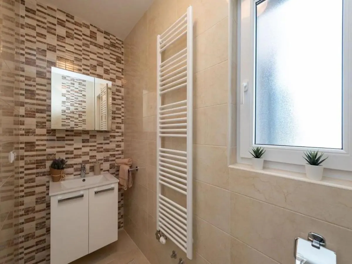 Prázdninový dům Vila House Ruza Privlaka  Chorvatsko