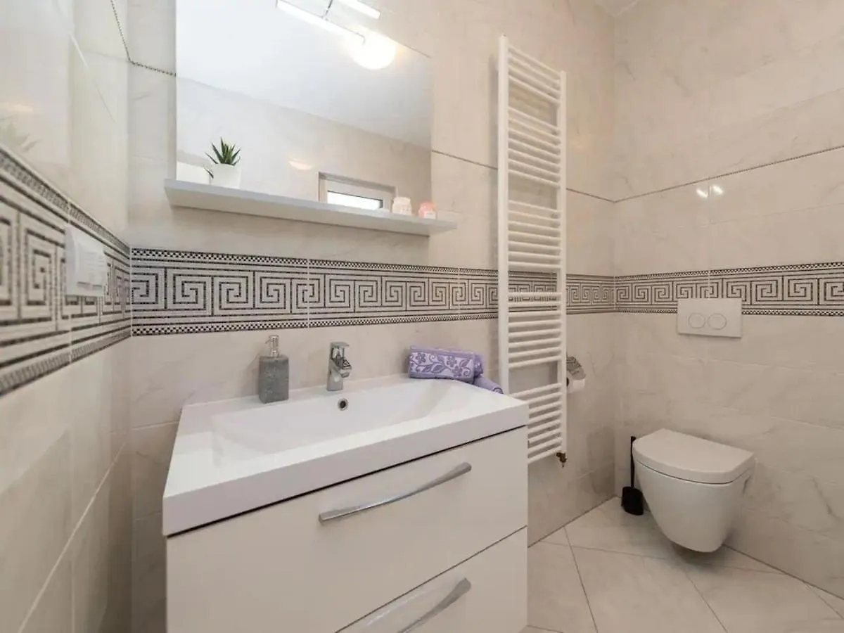 Vila House Ruza Privlaka